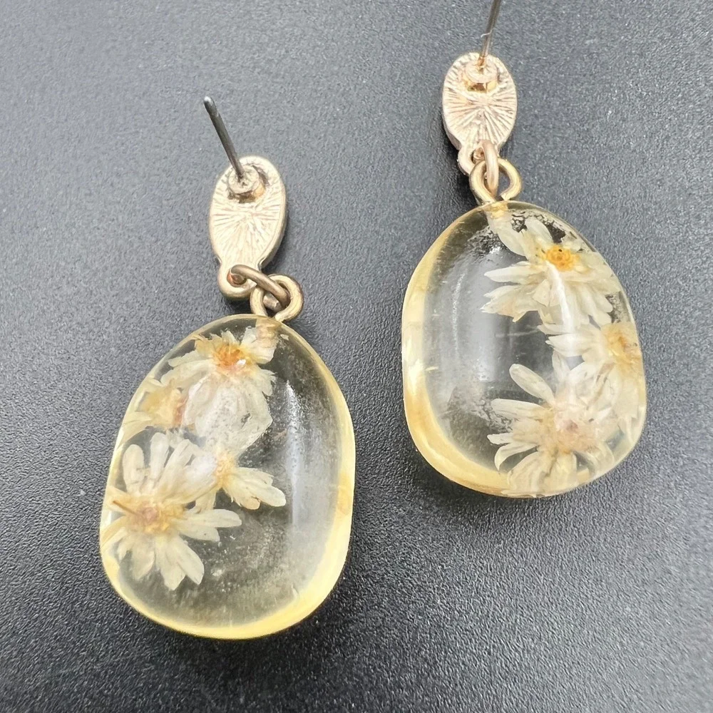Pressed Flower Resin Drop Earrings‎ OS Gold White EX